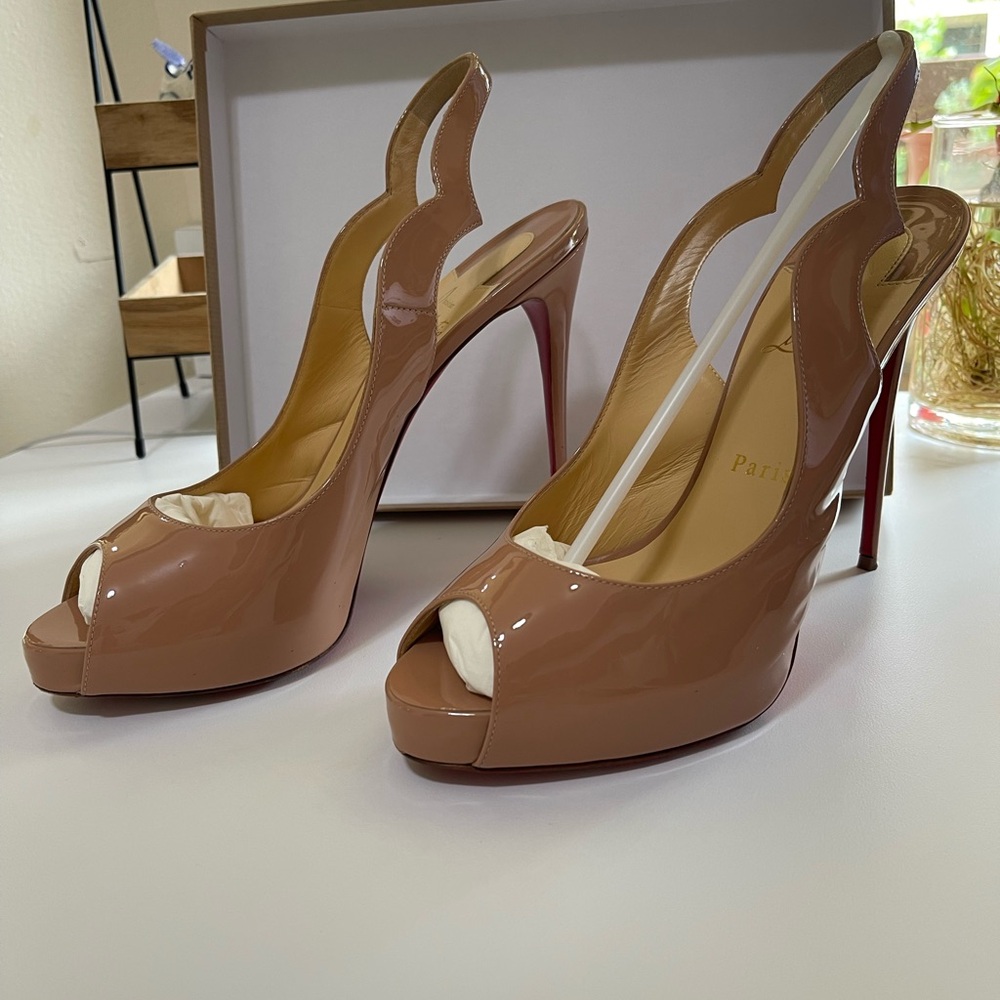 Christian Louboutin Hot Chick Sling Alta